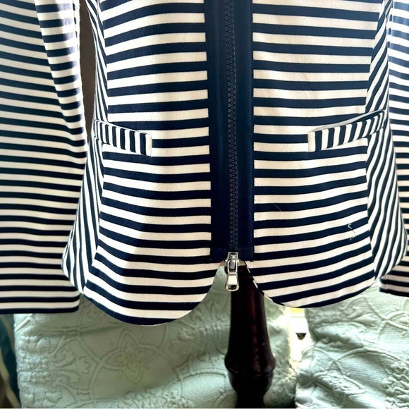 NWOT Dolce Vita Sport jacket- size 6 yellow/navy stripes with star embellishment - Picture 5 of 9